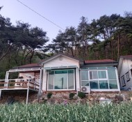 경북 전원주택 방충망교체시공, 모헤어 운풍지 물구멍 교체