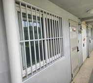 대구방충망 시공 복도식 아파트 방범창 설치